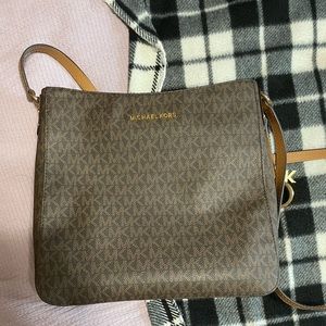 Michael Kors crossbody